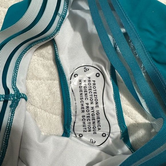 TWO Piece Swimsuit   - Picture 7 of 8